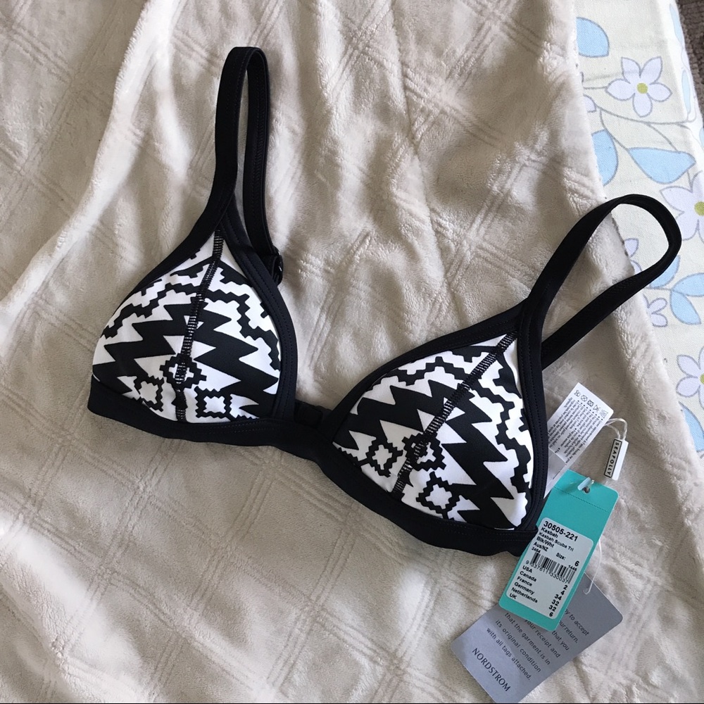 COPY - NWT Seafolly kasbah Geo print bikini top